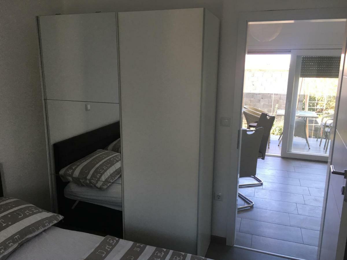 Apartmani Eden Vrsi Mulo Exterior foto